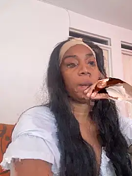 AishaOwens online show from 11, 3, 2026