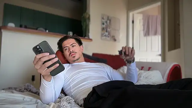 nudecouple100 online show from 1, 12, 2025