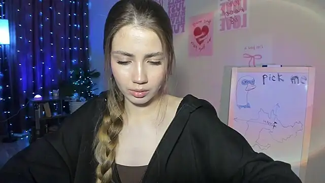 Aurora Glow21 online show from 21, 3, 2026