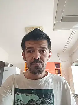 Snapshot of Dale_E chatting on 24, 10, 2025 Dale E online show from 24, 10, 2025