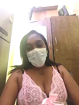 Snapshot of Dharshini98 chatting on 20, 12, 2025 Dharshini98 online show from 20, 12, 2025