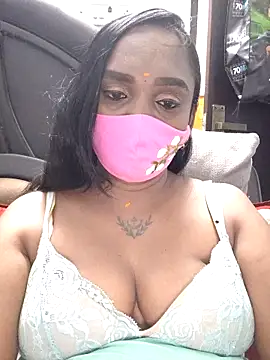 Snapshot of Dharshini98 chatting on 24, 4, 2026 Dharshini98 online show from 24, 4, 2026