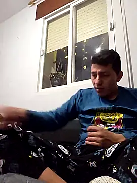 Snapshot of 7milo chatting on 7, 1, 2026 7milo online show from 7, 1, 2026