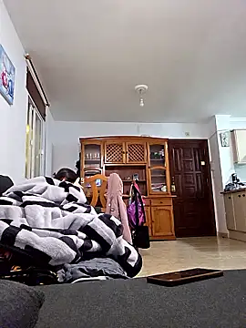 Snapshot of 7milo chatting on 8, 1, 2026 7milo online show from 8, 1, 2026