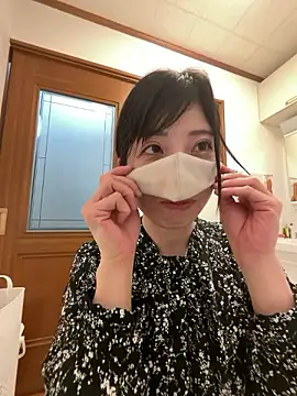 mayumichan13 online show from 17, 4, 2026