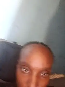 Beverlygurlx6 online show from 25, 2, 2026