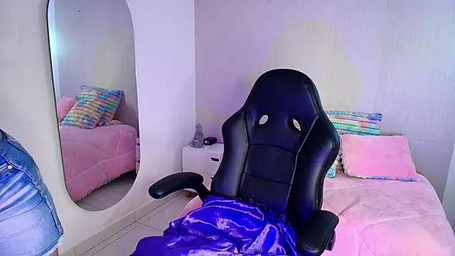 NinaSakura Eup online show from 20, 11, 2025