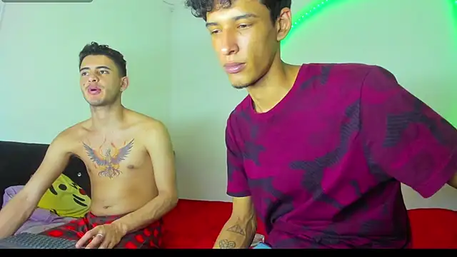 Snapshot of kaiborman00 chatting on 15, 12, 2025 kaiborman00 online show from 15, 12, 2025