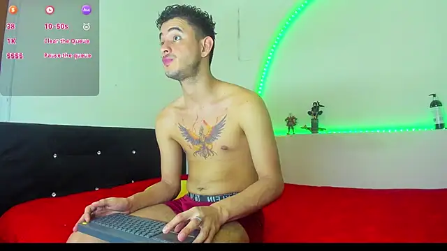 Snapshot of kaiborman00 chatting on 20, 12, 2025 kaiborman00 online show from 20, 12, 2025