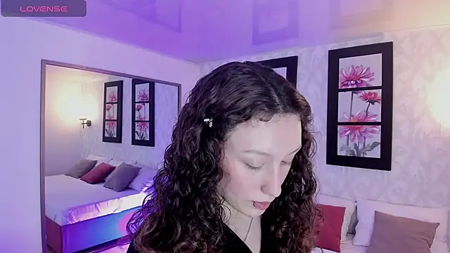 Martina 077 online show from 2, 12, 2025