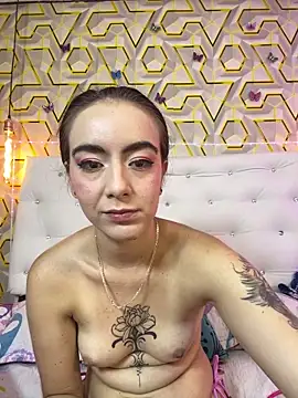 MelanyyJhonson15 online show from 25, 5, 2026