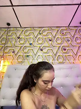 MelanyyJhonson15 online show from 5, 6, 2026