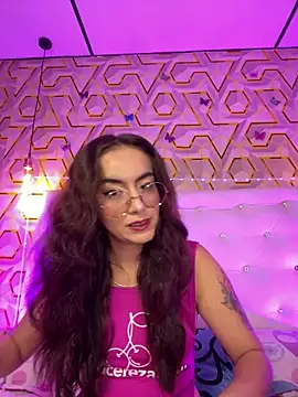 MelanyyJhonson15 online show from 12, 6, 2026