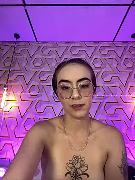 MelanyyJhonson15 online show from 20, 6, 2026