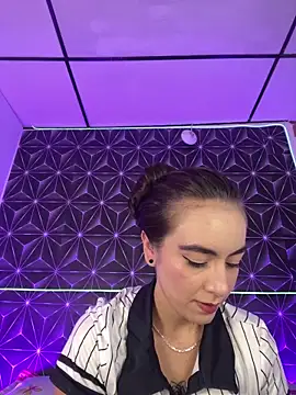 MelanyyJhonson15 online show from 27, 6, 2026