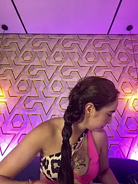 MelanyyJhonson15 online show from 21, 7, 2026
