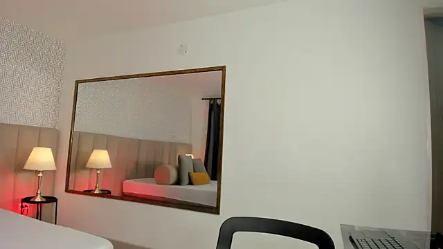 Sasha Wolff online show from 17, 3, 2026