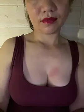 Diana-sexyy online show from 8, 7, 2026