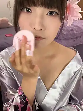 Snapshot of susuya_sha chatting on 15, 3, 2026 susuya sha online show from 15, 3, 2026