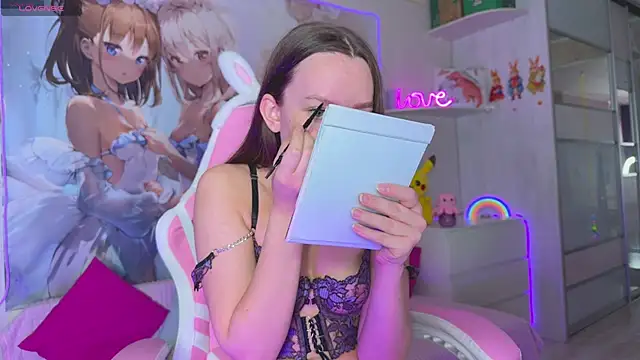 CheekySashaCharm online show from 2, 5, 2026