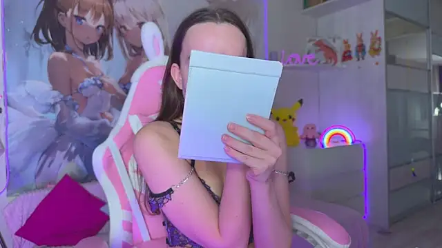 CheekySashaCharm online show from 16, 5, 2026
