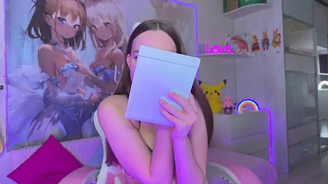 CheekySashaCharm online show from 24, 5, 2026