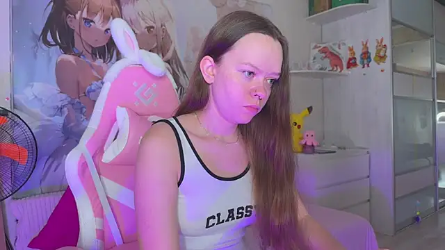 CheekySashaCharm online show from 3, 6, 2026