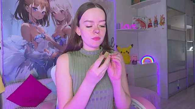 CheekySashaCharm online show from 8, 6, 2026