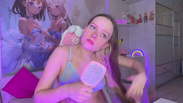 CheekySashaCharm online show from 28, 7, 2026
