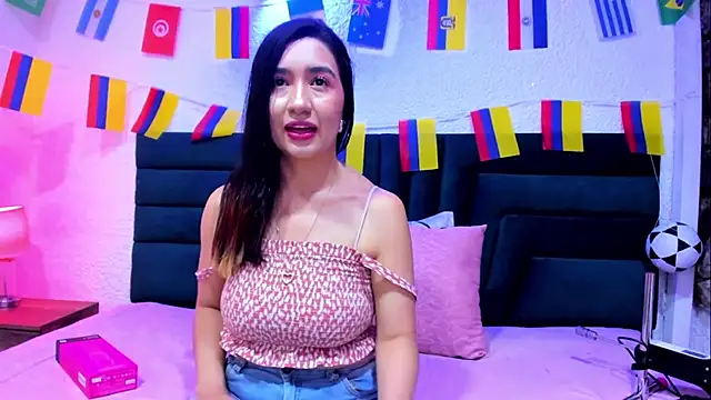 VictoriaRouge  online show from 28, 6, 2026