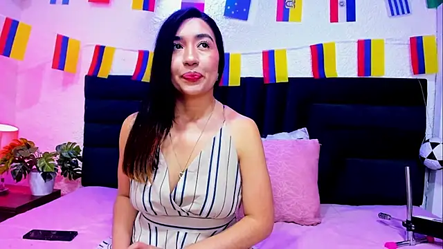 VictoriaRouge  online show from 8, 7, 2026