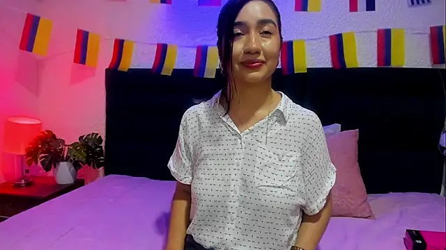 VictoriaRouge  online show from 10, 7, 2026