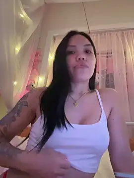 Snapshot of sweetrosegirlxoxo chatting on 30, 11, 2025 sweetrosegirlxoxo online show from 30, 11, 2025