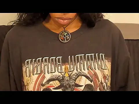 Snapshot of aprille15 chatting on 28, 2, 2026 aprille15 online show from 28, 2, 2026