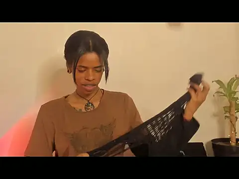 Snapshot of aprille15 chatting on 23, 3, 2026 aprille15 online show from 23, 3, 2026