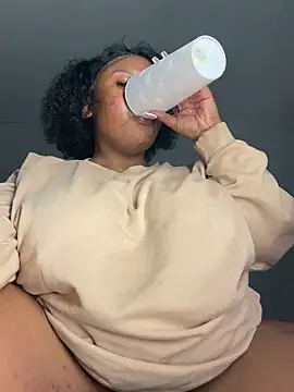 Busty-Sweetheart online show from 14, 12, 2025