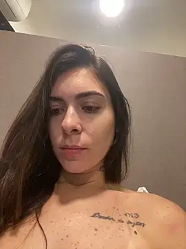 Snapshot of fer-nanda chatting on 11, 4, 2026 fer-nanda online show from 11, 4, 2026