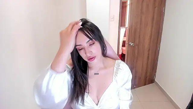SOFIA SWEETT22 online show from 1, 5, 2026