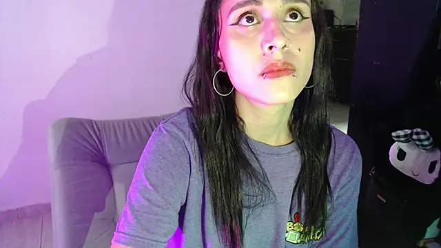 Isabella Hillss online show from 3, 8, 2026