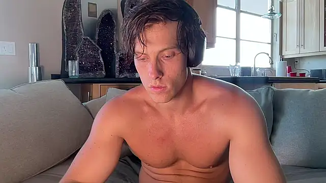 alex islivee online show from 10, 7, 2026