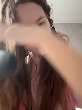 Snapshot of Holy_Poly chatting on 24, 11, 2025 Holy Poly online show from 24, 11, 2025