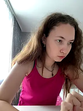 Snapshot of Holy_Poly chatting on 16, 12, 2025 Holy Poly online show from 16, 12, 2025