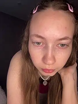 Snapshot of Holy_Poly chatting on 3, 2, 2026 Holy Poly online show from 3, 2, 2026