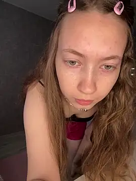 Snapshot of Holy_Poly chatting on 19, 2, 2026 Holy Poly online show from 19, 2, 2026