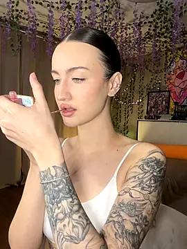 Snapshot of that_eva chatting on 30, 11, 2025 that eva online show from 30, 11, 2025