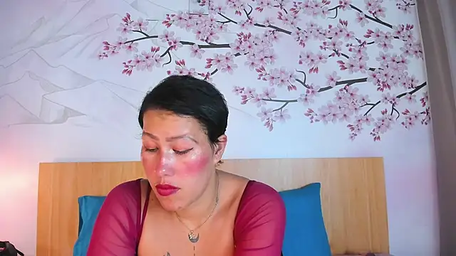 Laura Torress online show from 2, 7, 2026