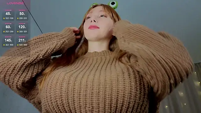 Snapshot of AdritVance chatting on 14, 12, 2025 AdritVance online show from 14, 12, 2025