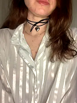 Snapshot of Alishiass399 chatting on 19, 11, 2025 Alishiass399 online show from 19, 11, 2025