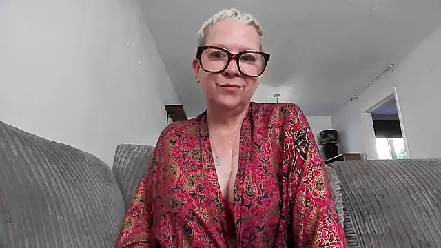 missyb x online show from 20, 7, 2026