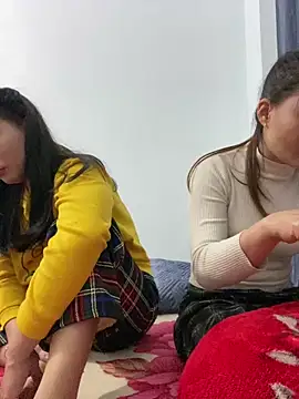 Snapshot of pitty_mymi chatting on 19, 12, 2025 pitty mymi online show from 19, 12, 2025